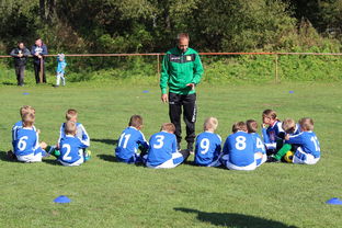 爱游戏入口-骑士教练吹嘘球队战术纪律良好，骑士队的教练